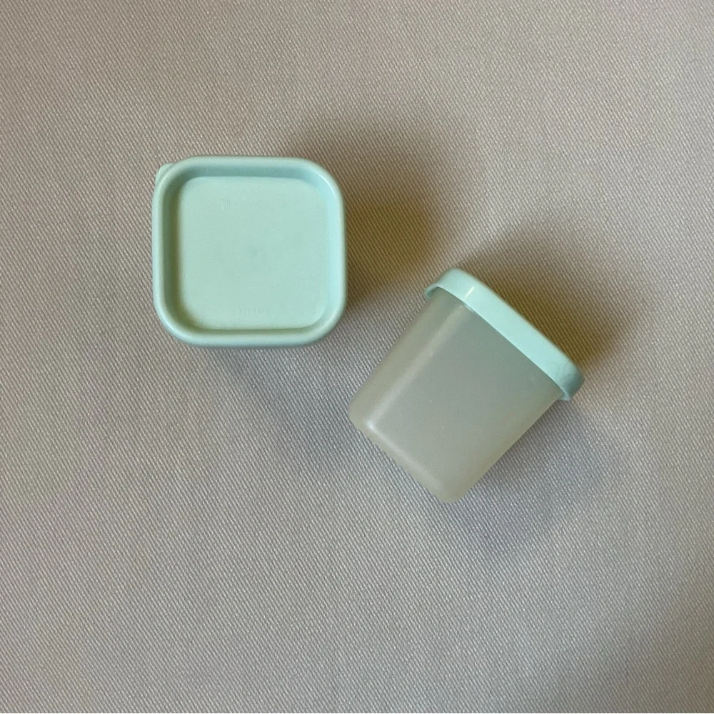 Tupperware Set of 2 Mini Square Frosted Snack Keeper 80 ml w/Lids